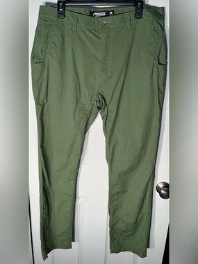 Men’s Mountain Khakis Stretch‎ Poplin Pant - Size 36 x 32 Green Cotton Like New